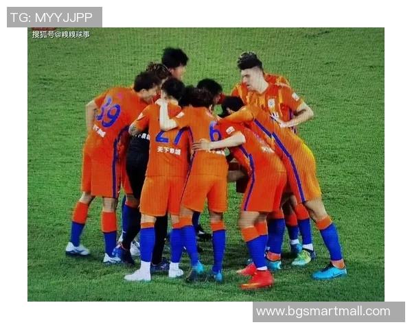 上海篮球队意识争议引发热议球迷对战术与团队合作的看法碰撞